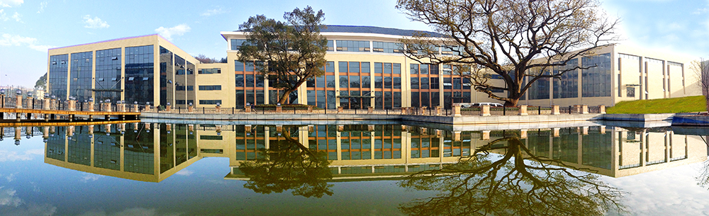 燕山大学